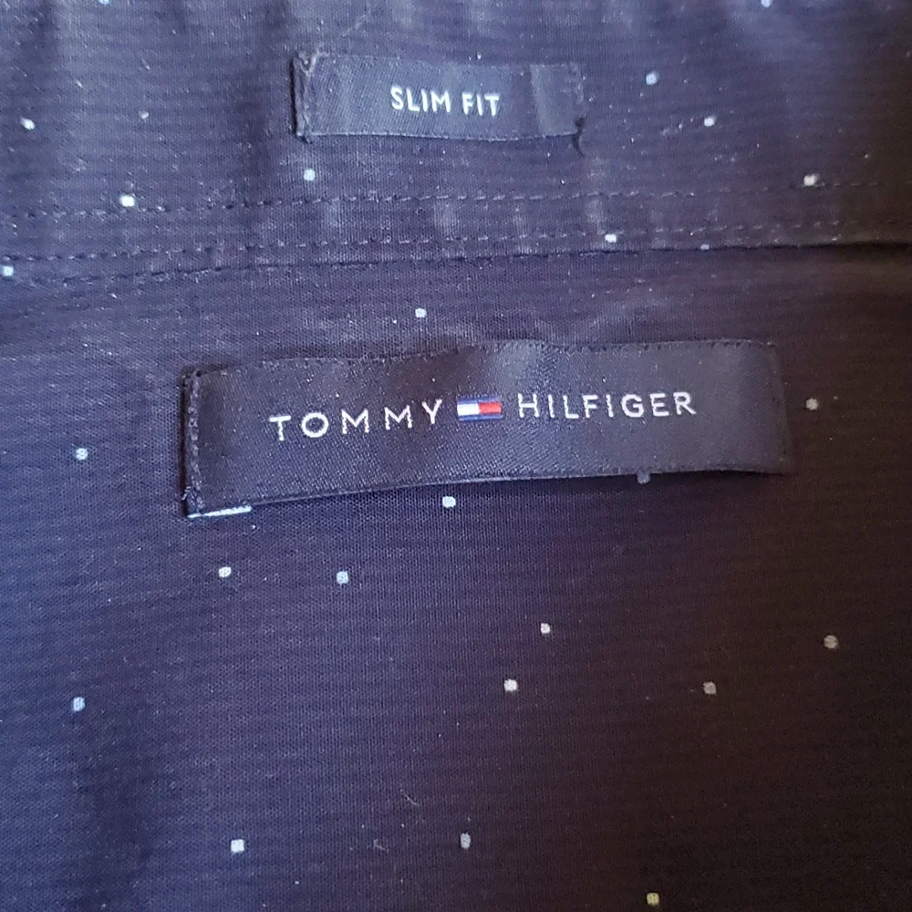 Tommy Hilfiger Dress Shirt - Picture 3 of 5